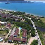 Linda, Perto Do Mar, Casa 3 Suites, Com Ar