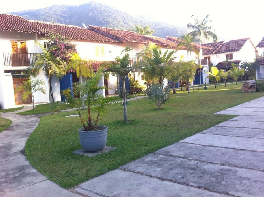 Linda, Perto Do Mar, Casa 3 Suites, Com Ar