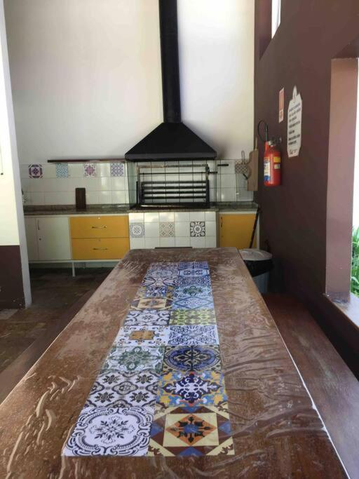 Casa de férias Linda, Perto Do Mar, Casa 3 Suites, Com Ar Ubatuba